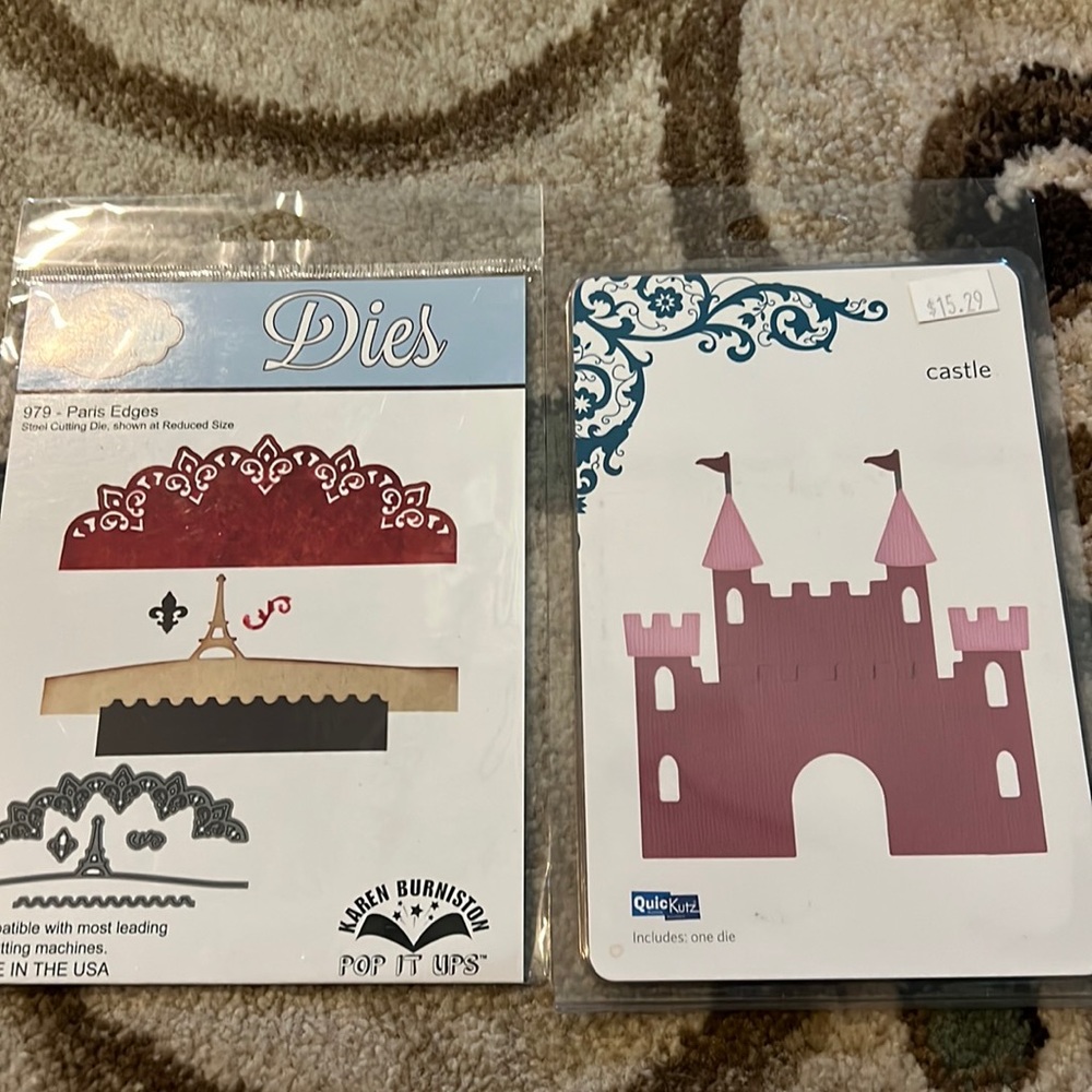 Princess castle and crown dies